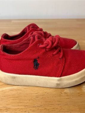 ❌SOLD
Polo by Ralph Lauren Red Canvas Kids Sneakers with Navy Logo